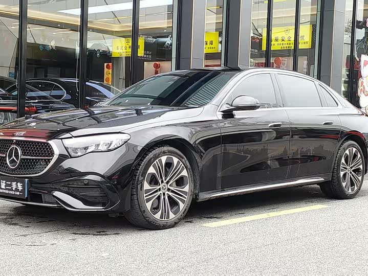 Mercedes-Benz E-Class 2024 E 300 L Fashion Model