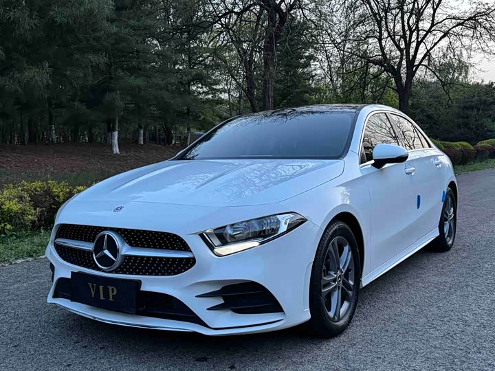 2022 Mercedes-BenzA-Class 2022 Model Facelift A 180 L SportsSedan
