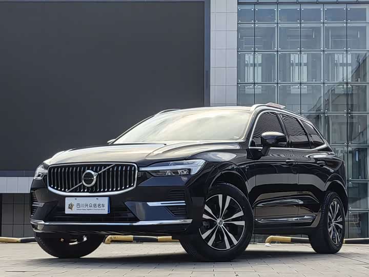 2024 Volvo XC60 2024 B5 AWD Plus Luxury