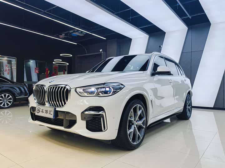 2023 BMW X5 2022 facelift xDrive 40Li M sports package