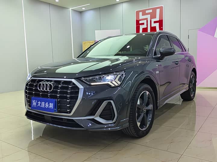 2023 AudiQ3 2023 Model 35 TFSI Fashion DynamicModel∩╝ê1.4T∩╝ë