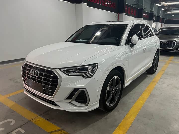 2022 AudiQ3 2022 Model 35 TFSI Fashion DynamicModel