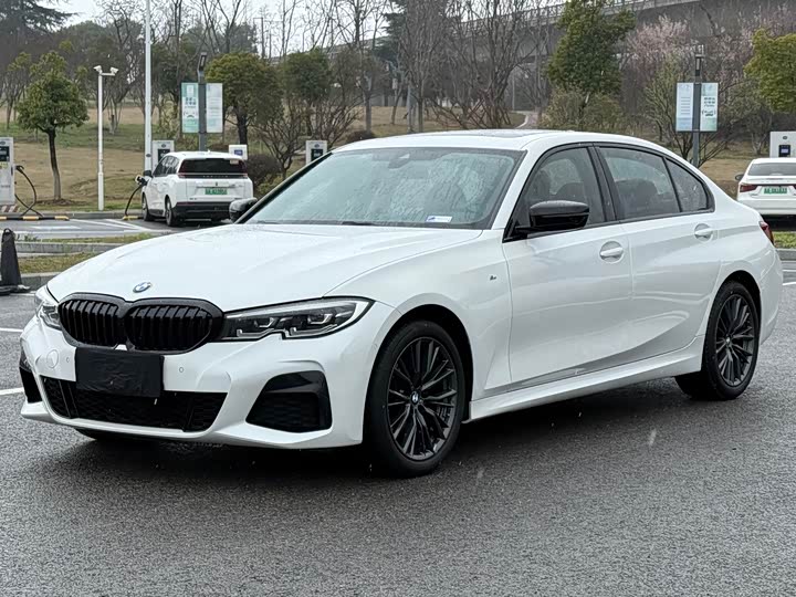 2022 BMW 3 Series 2022 325Li M Sports Night Package
