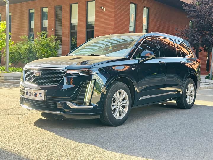 2022 Cadillac XT6 2021 2.0T six-seat four-wheel drive stylish model