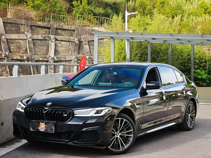 2024 BMW 5 Series 2023 model 530Li leading model M sports package