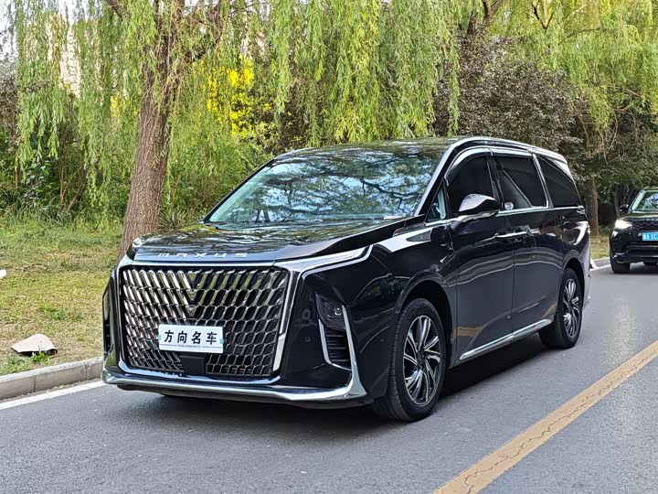 2023 Maxus G90 2023 2.0T Interstellar 7-Seater