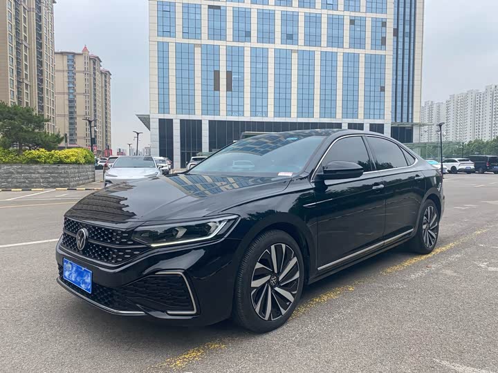 2022 Passat 2022 330TSI Starry Sky Deluxe Edition