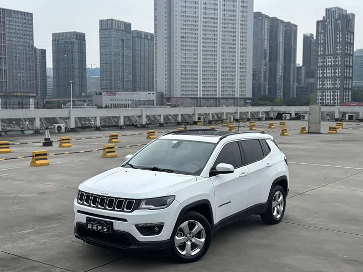 Compass 2021 Model 220T AutomaticLeading Edition