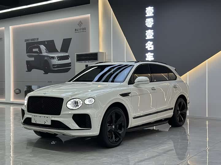 2021 Bentayga 2021 Model 4.0T V8