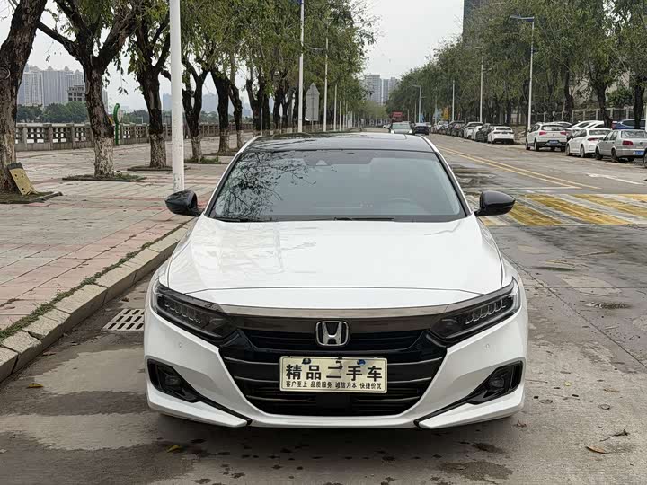 2022 Accord 2022 260TURBO Magic Night Premium Edition