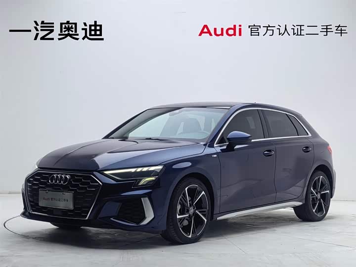 2022 Audi A3 2021 Sportback 35 TFSI stylish and sporty