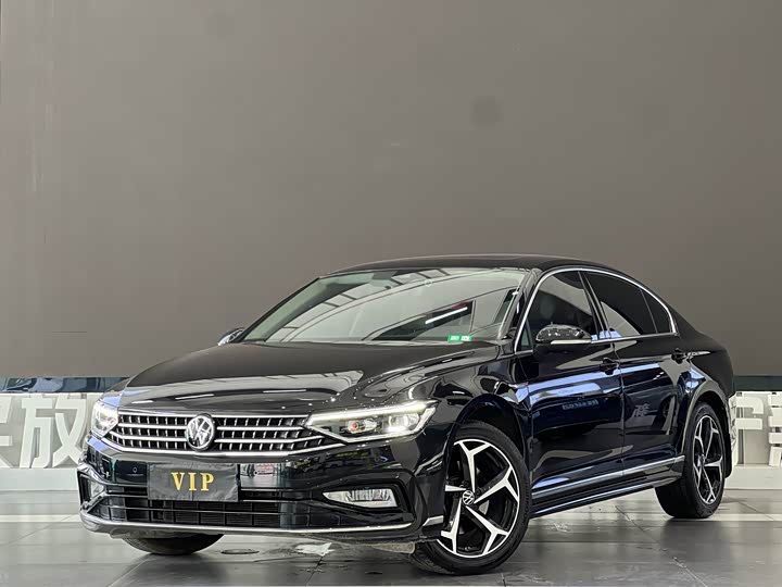 2022 Magotan 2023 2 Million Edition 330TSI DSG Luxury