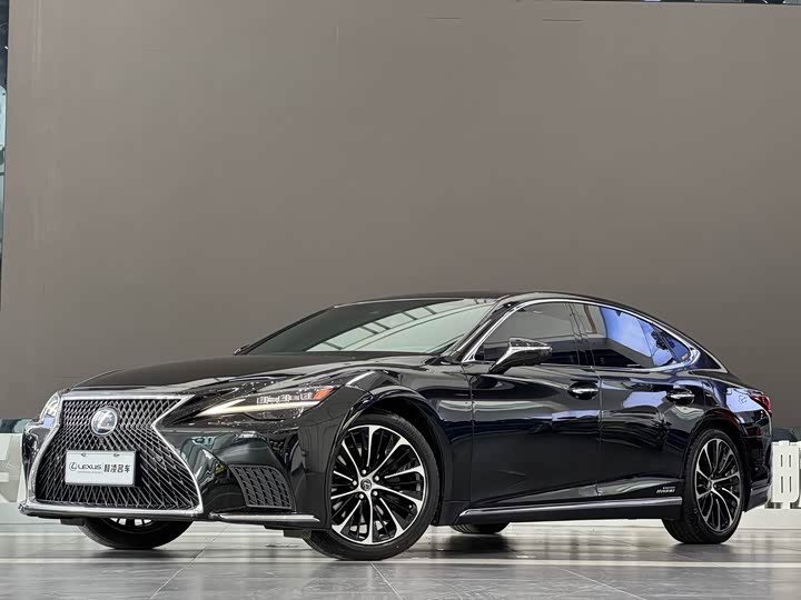 2021 Lexus LS 2021 500h Executive Edition