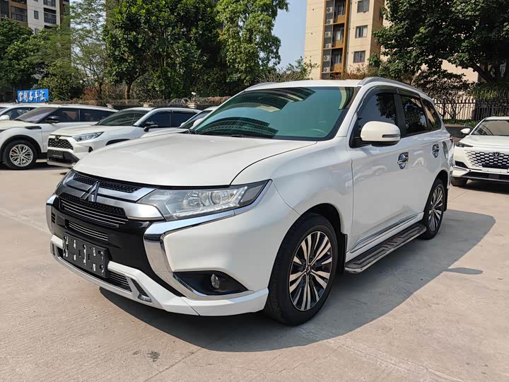 2021 Outlander 2021 2.0L 2WD Enjoy Edition 5 seats