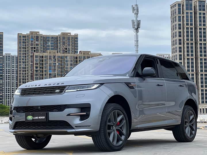 Range Rover Sport 2025 model 400PS Dynamic SE 