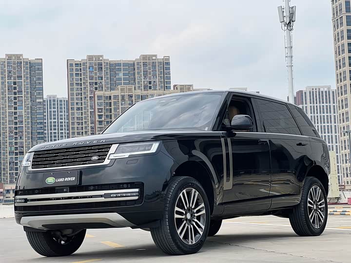 Range Rover 2024 model 3.0 L6 400PS Shengshi extended version