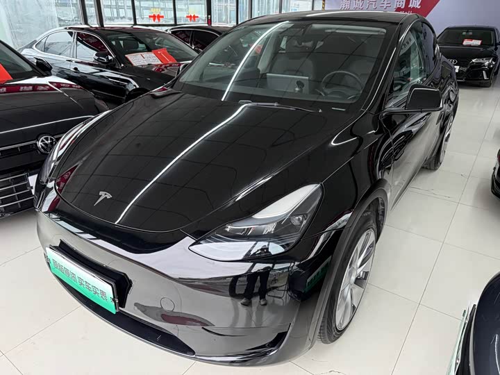 2023 Model Y 2022 Refresh RWD