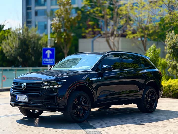 2021 Touareg 2021 Model 3.0TSI Ruixiang Edition Obsidian Sports Package