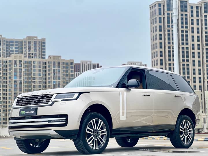 Range Rover 2023 model 3.0 L6 400PS Genesis Extended Edition 
