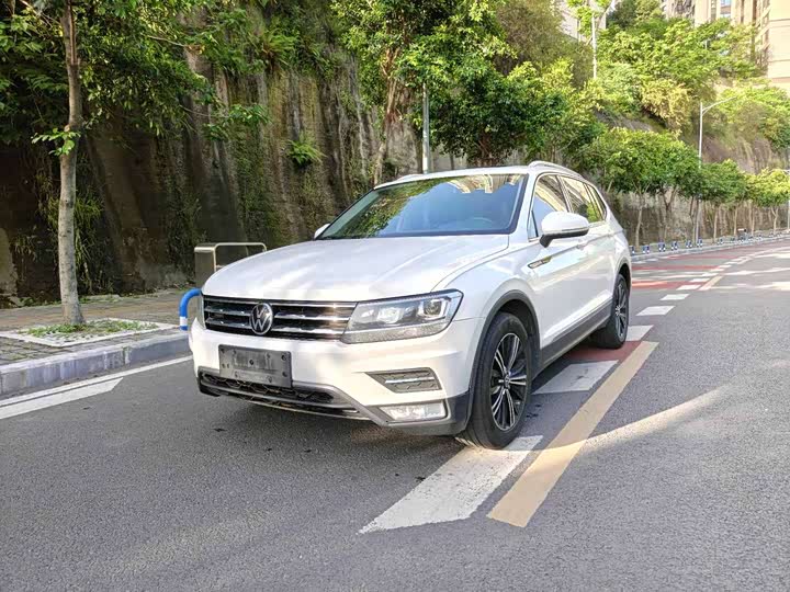 2021 Tiguan L 2021 Model 330TSI Automatic 2WD Smart Edition