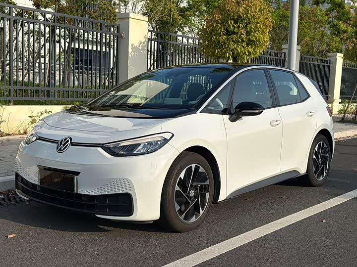Volkswagen ID.3 2024 Outstanding Edition