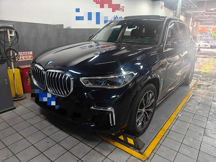 BMW X5 2022 facelift xDrive 30Li exclusive M sports package