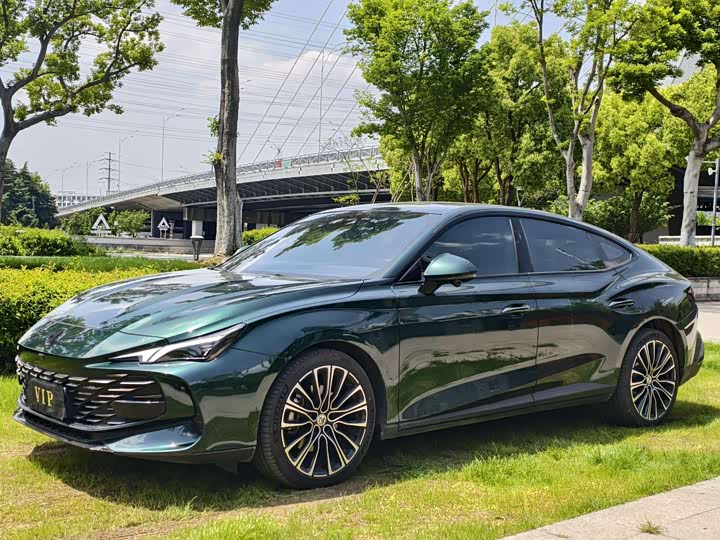 MG7 2023 1.5T DCT Beautiful and Elegant Edition