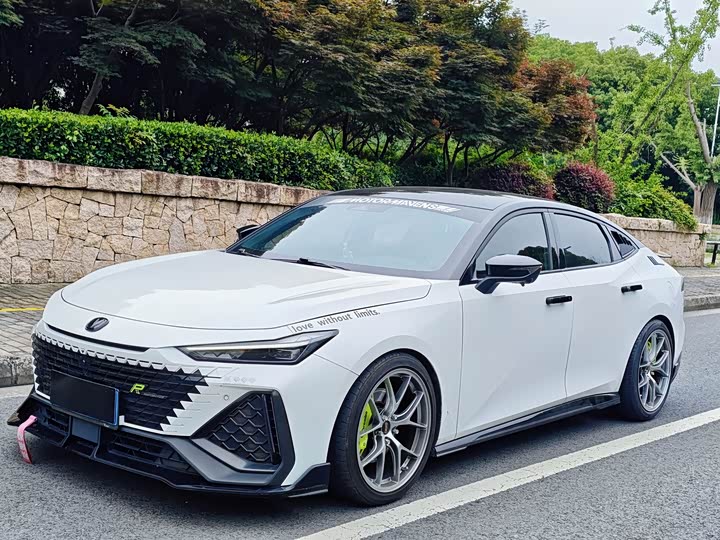 2023 ChanganUNI-V 2022 Model 2.0T Fengsu Edition