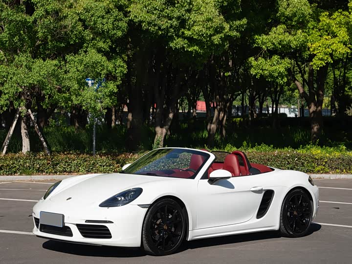 2021 Porsche 718 2020 Boxster 2.0T