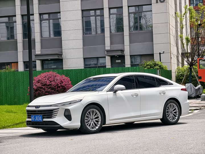 2024 BestuneB70 2024 Model fourth generation 2.0T Leading Model