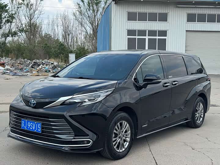 2023 SIENNA 2021 2.5L Hybrid Premium Edition