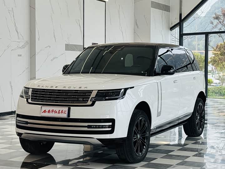 Range Rover 2023 3.0 L6 400PS Genesis Extended Edition