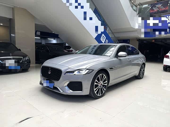 2026 Jaguar XFL 2025 2.0T P250 two-wheel drive exclusive luxury version