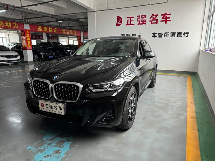 2022 BMW X4 2022 xDrive25i M Sport Package