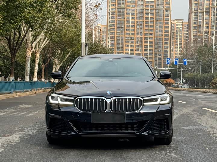 2022 BMW 5 Series 2023 model 530Li leading model M sports package