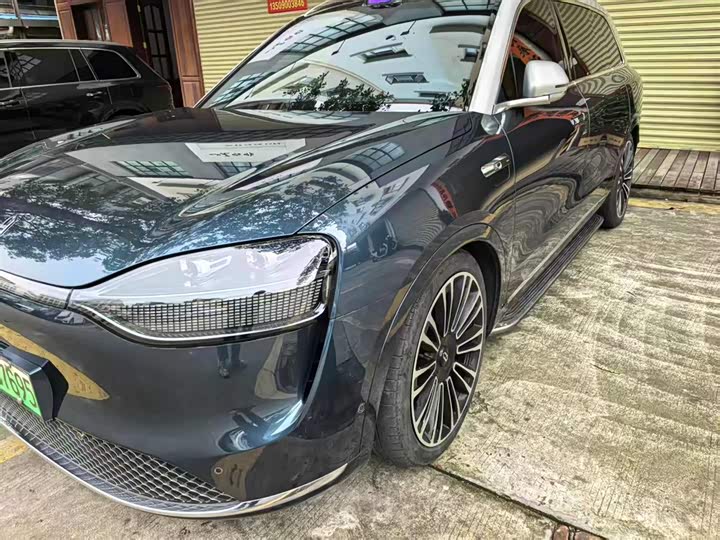 Wenjie M9 2024 pure electric Ultra version 100kWh 6-seater version