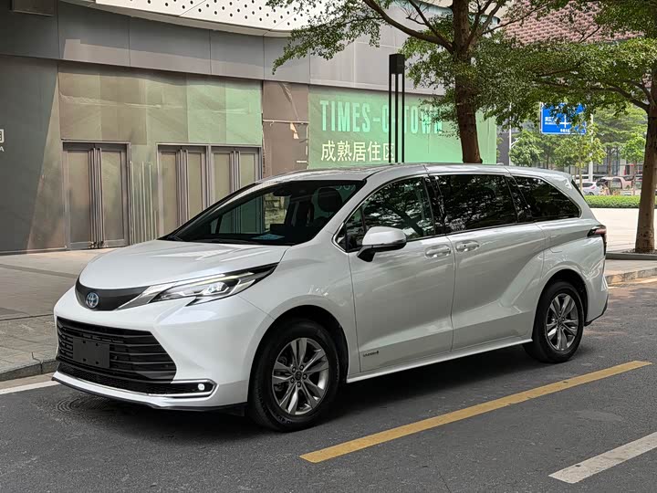 2023 SIENNA 2023 2.5L Hybrid Comfort Edition