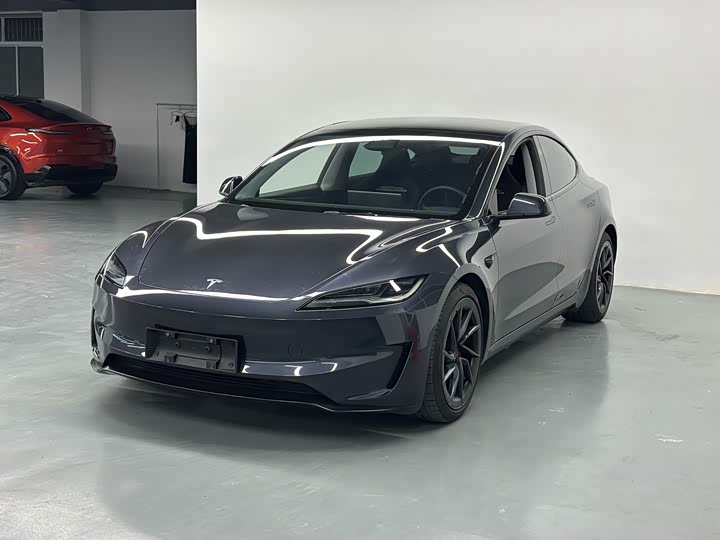 2024 Model 3 2024 Performance All-Wheel Drive