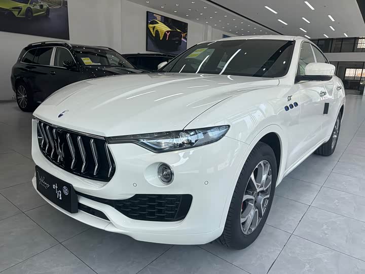 Levante 2023 Model 2.0T GT