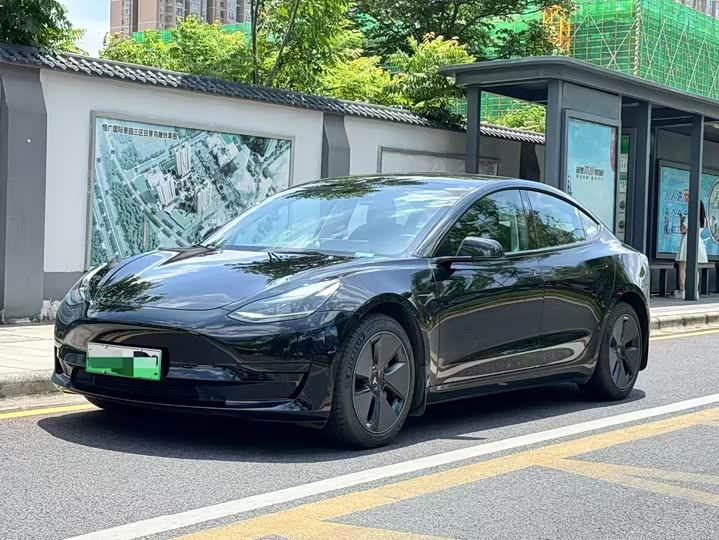 2023 Model 3 2022 rear-wheel drive version