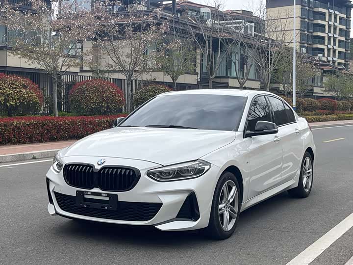 2021 BMW 1 Series 2021 120i M Sports Night Edition