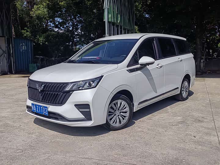 Wuling Jiachen 2022 Model 1.5L Manual Enjoy Elite Model