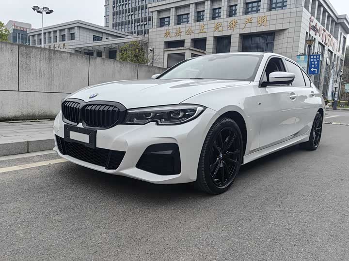 2022 BMW 3 Series 2022 325Li M Sports Package