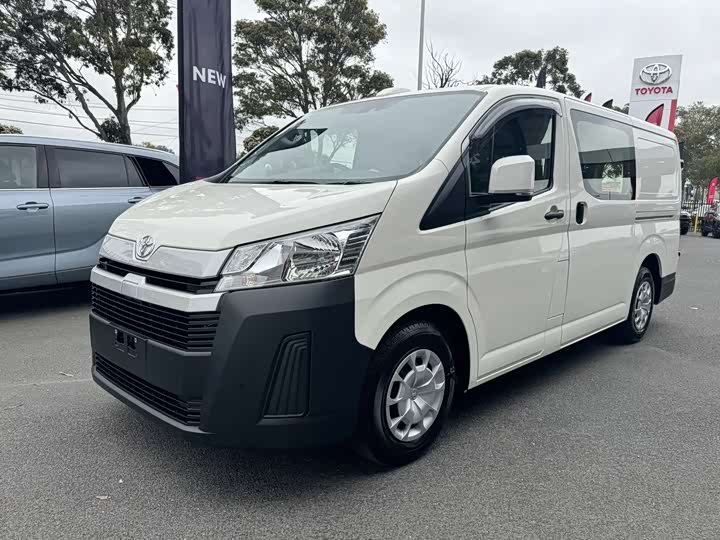 2025 HIACE 2025 Model 3.5L Automatic