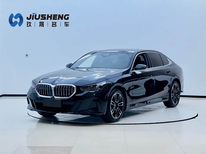BMW 5 Series 2026 model 530Li leading model M sports package 