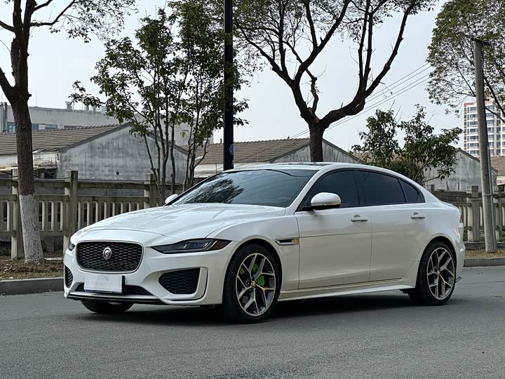 2021 Jaguar XEL 2021 Model 2.0T 200PS R-DYNAMIC Youth Sports Edition