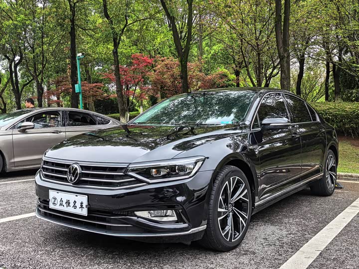 Magotan 2021 Model 330TSI DSG 30th Anniversary Edition