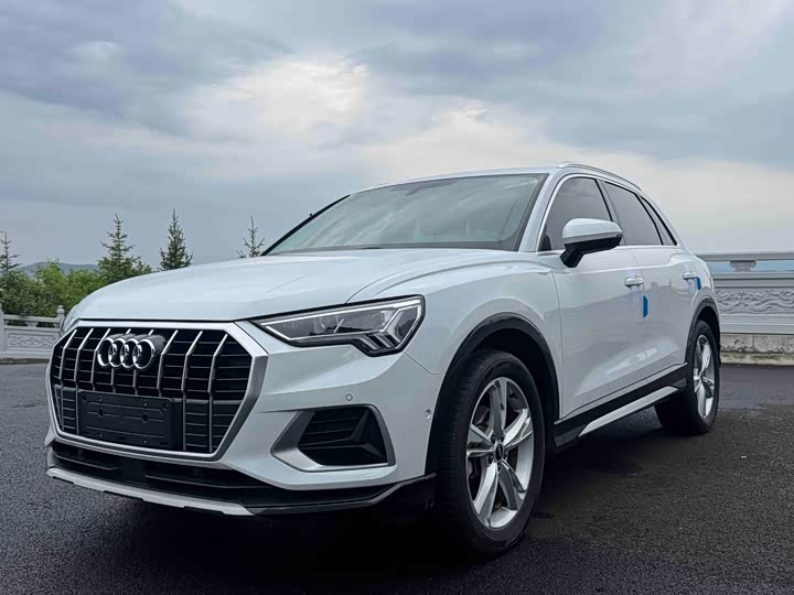 Q3 2022 Model 35 TFSI Fashion Version