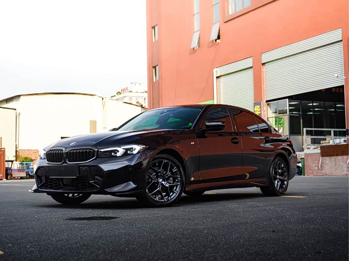 BMW 3 Series 2025 Model 330Li M Sport Night Edition
