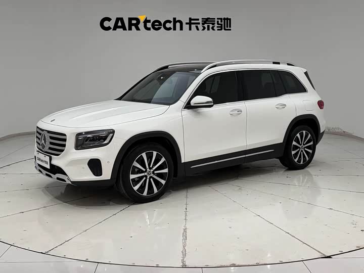 Mercedes-Benz GLB 2024 GLB 220 Fashion Model